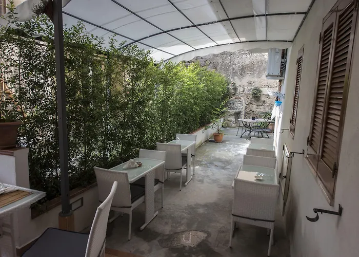 Donna Rosa Accommodation